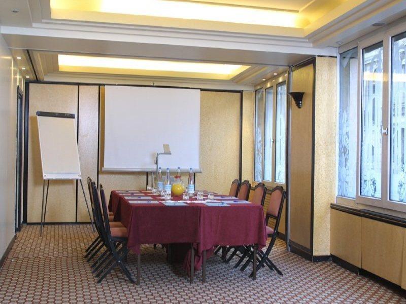 Hotel De Castiglione Париж Удобства фото